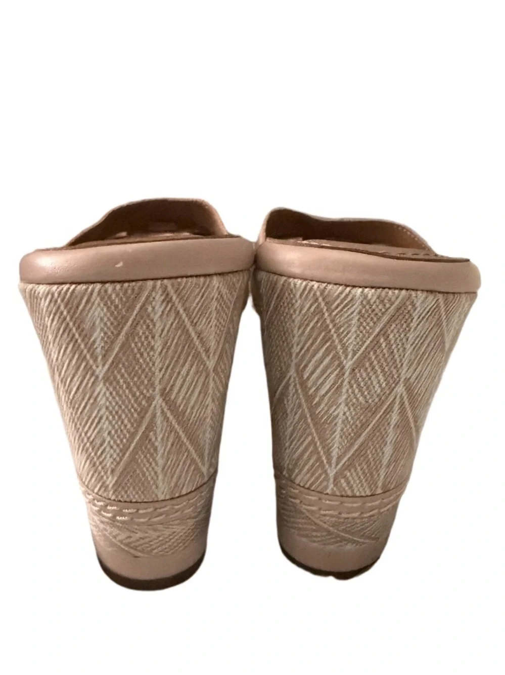 Clark’s Zia Noble Nude Leather Collection Soft Cushion Women’s 9.5 NWT